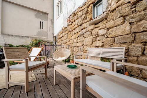 The Balcony of Time - archaeology and history - charming central place wth terrace