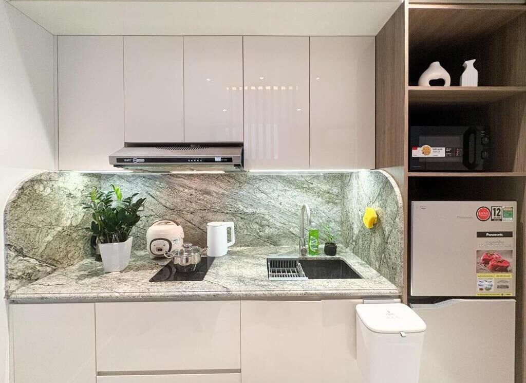 Standard Studio, City View | Private kitchen