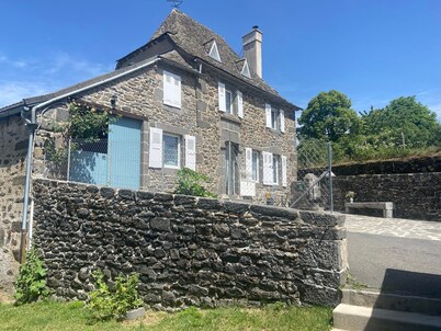 Gite La Maison de Jeannine et Maurice – Peaceful Retreat at the Gateway to Aubrac