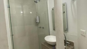 Sınıflandırılmamış resim, 21 üzerinden 2, düğme