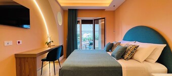 YourHome - Lucrezia Suites