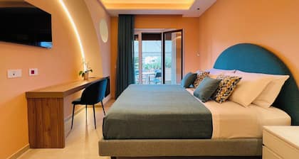 YourHome - Lucrezia Suites