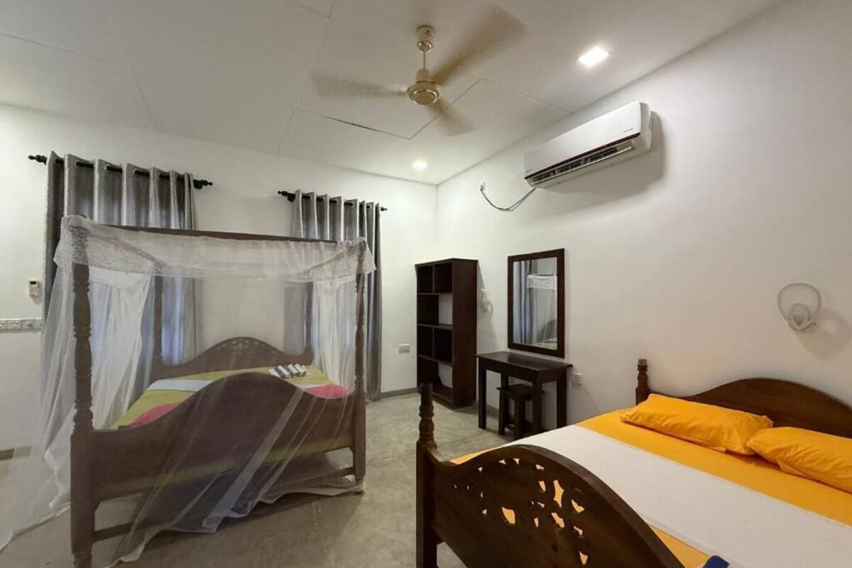 Economy Quadruple Room, Balcony, Beach View