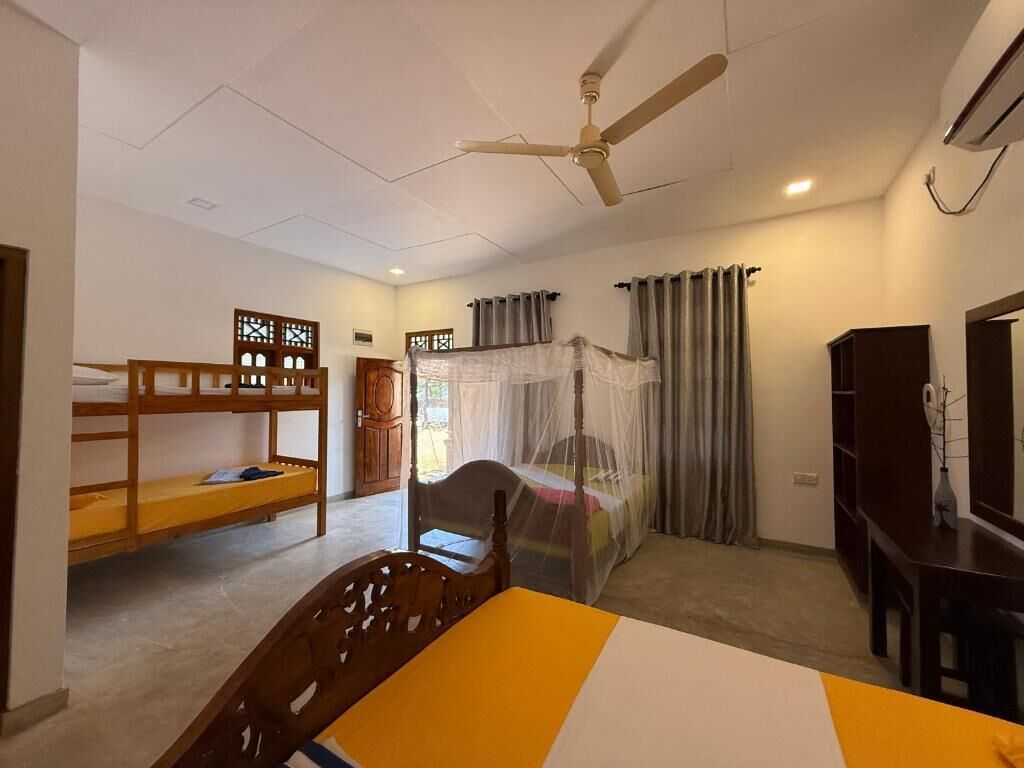 Economy Quadruple Room, Balcony, Beach View