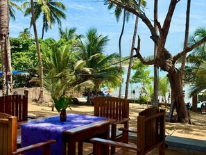 Standard Quadruple Room, Balcony, Beach View | Outdoor dining - Kudah Bay Surf Hotel (Arugam Bay)