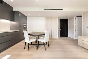 Interior - One bedroom flat in central London, walking distance to Paddington (London)
