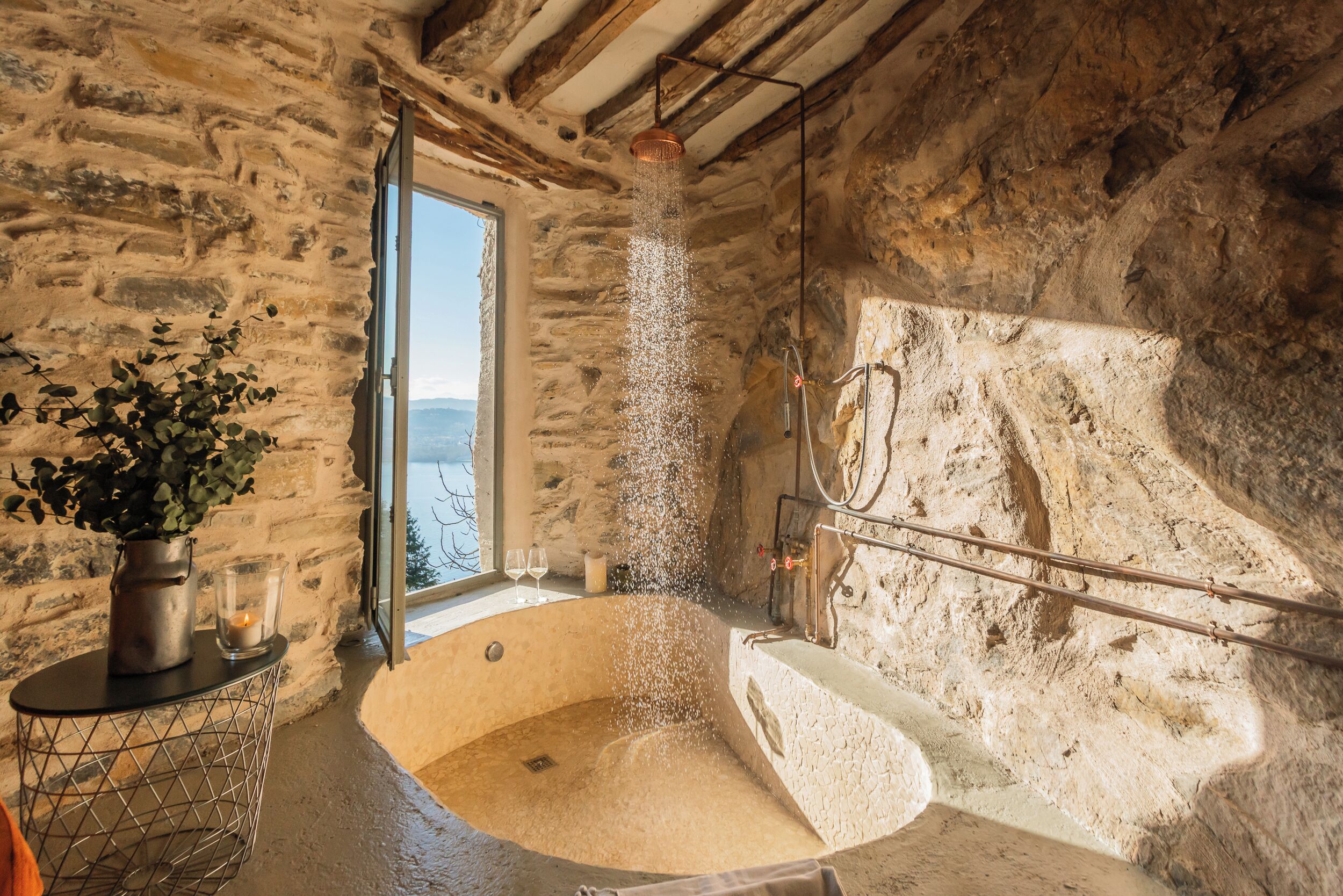 Hus (2 Bedrooms) | Badeværelse | Bruser, bidet