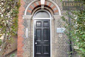 Nicht klassifiziertes Bild, 4 von 6, Schaltfläche