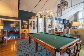 Games room - The Church House Spacious Heritage Escape for Two (North Hobart)