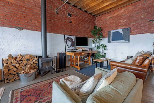 The Old Butcher Shop Industrial Escape with Sauna