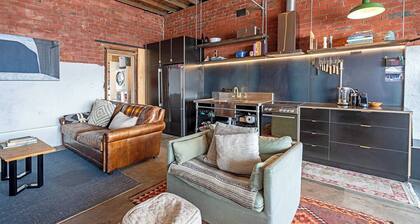 The Old Butcher Shop Industrial Escape with Sauna
