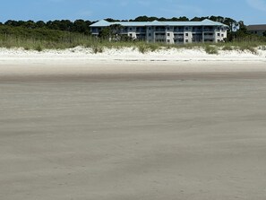 Exterior - OCEANFRONT 2-bedroom villa with amazing view in Marriott’s Surfwatch (Hilton Head Island)