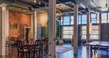 Loft 40- Game Room- Sleeps 18