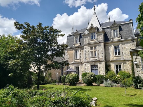LE CHATEAU SAINTE MARIE PROCHE MARAIS POITEVIN