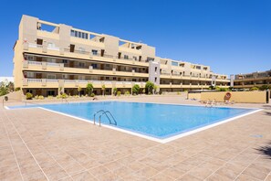 Pool - Lovely seaview apartment. Swimming pool & parking. (El Medano)