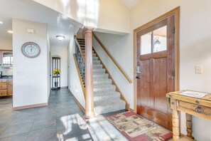 Interior - 3 Bedroom Dells Getaway Perfect for Families (Wisconsin Dells)