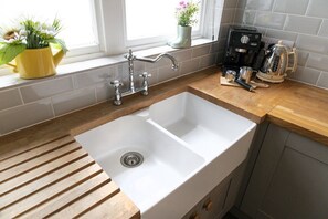 Private kitchen - Castlegate House | Period Charm Elevated Comfort (Cockermouth)