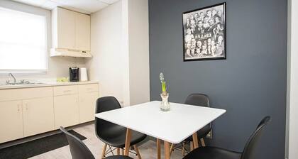 Wardens Quarters: 2 Bedroom Apt
