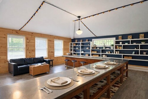 Tea House Cottage – Phillips Bay Resort