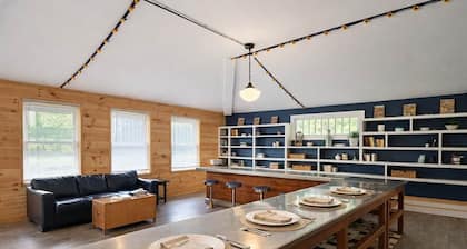 Tea House Cottage – Phillips Bay Resort