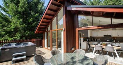 Delamere Forest White Willow Premium, Frodsham