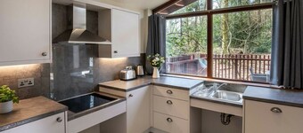 Garwnant Silver Birch Wheelchair Accessible Cabin, Cwmtaf