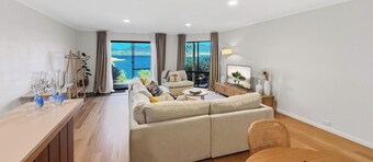 Absolute Lake Front Apartment