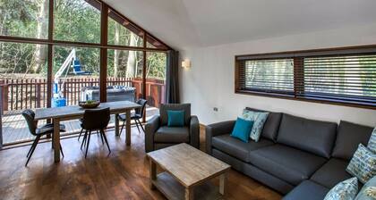 Strathyre New Style Silver Birch Cabin, Callander