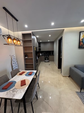 Deluxe Apartment, Balcony, City View | Iron/ironing board, free WiFi - Bravia Residence by Cozy (Accra)