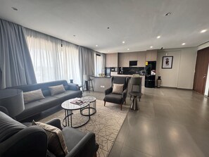 Superior Daire, Balkon, Şehir Manzaralı | Oturma alanı