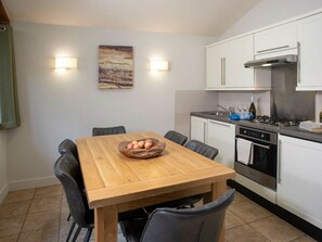 Private kitchen - Strathyre Golden Oak Lochside, Callander (Callander)