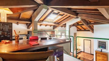 Villa, 3 Bedrooms, Pool View | Interior