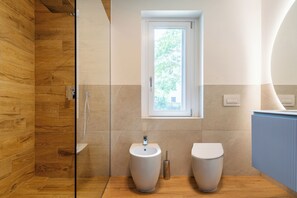 Bathroom - Villa Wanna - Design, Relaxation, and Nature near Milan (Casorate Primo)