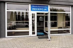 Perincian bahagian luar