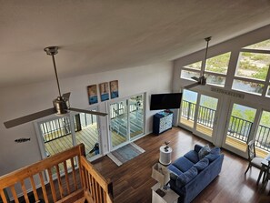Living area - Monthly rental  lap pool 40 ft dock wDavitz (Big Pine Key)