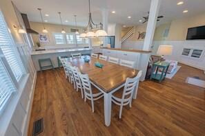 Dining - Catching Rays: Award-Winning Retreat + Pool (Kill Devil Hills)