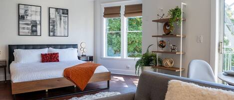 Desk, iron/ironing board, free WiFi, bed sheets