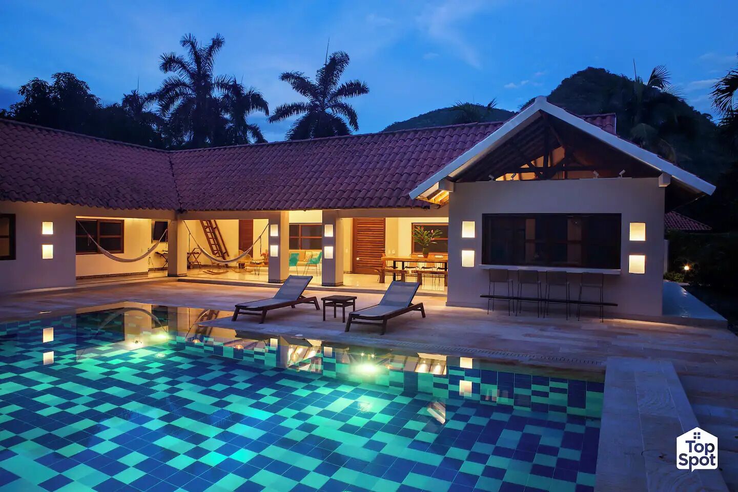Pool