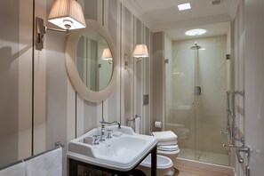 Douche, serviettes fournies