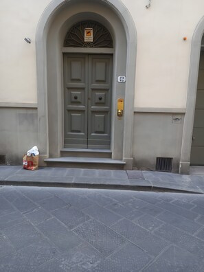 Exterior detail - Beautiful Apartment in the Heart of Oltrarno (Firenze)