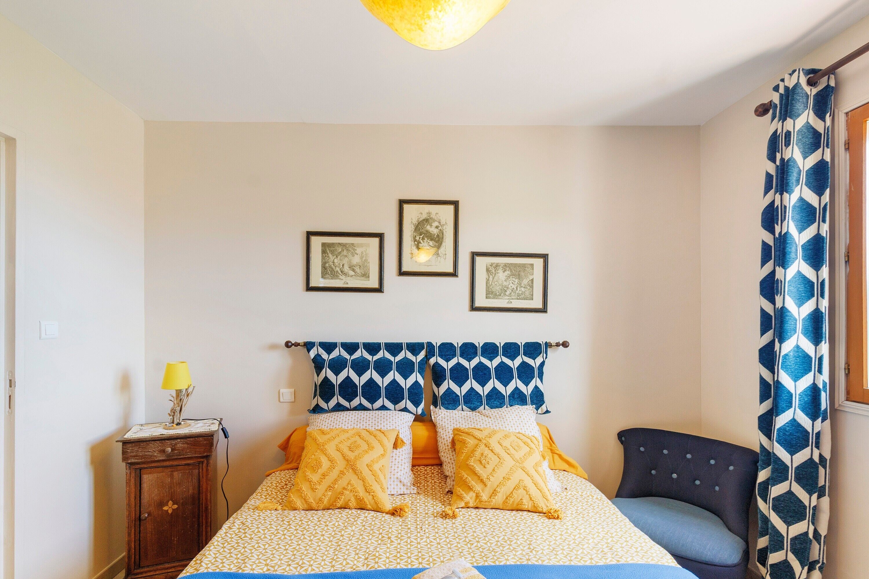 5 chambres, Wi-Fi, draps fournis