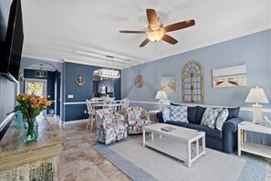 Smart TV, books - Cypress Bend @ Barefoot - Updated w/ Pools, Golf, Shuttle (North Myrtle Beach)