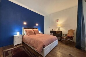 3 chambres, fer et planche à repasser, accès Internet, draps fournis