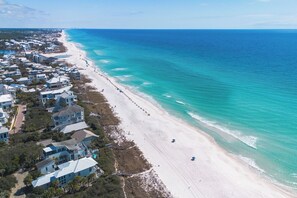 Beach nearby - Sea Turtle Retreat An Opulent Beach Escape on 30A (Santa Rosa Beach)