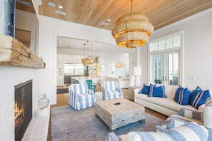 Smart TV - Sea Turtle Retreat An Opulent Beach Escape on 30A (Santa Rosa Beach)