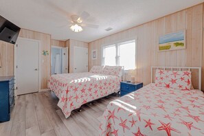 4 bedrooms, free WiFi - JL#244 - Oceanside - Terrific Location - Ocean Views (South Nags Head)