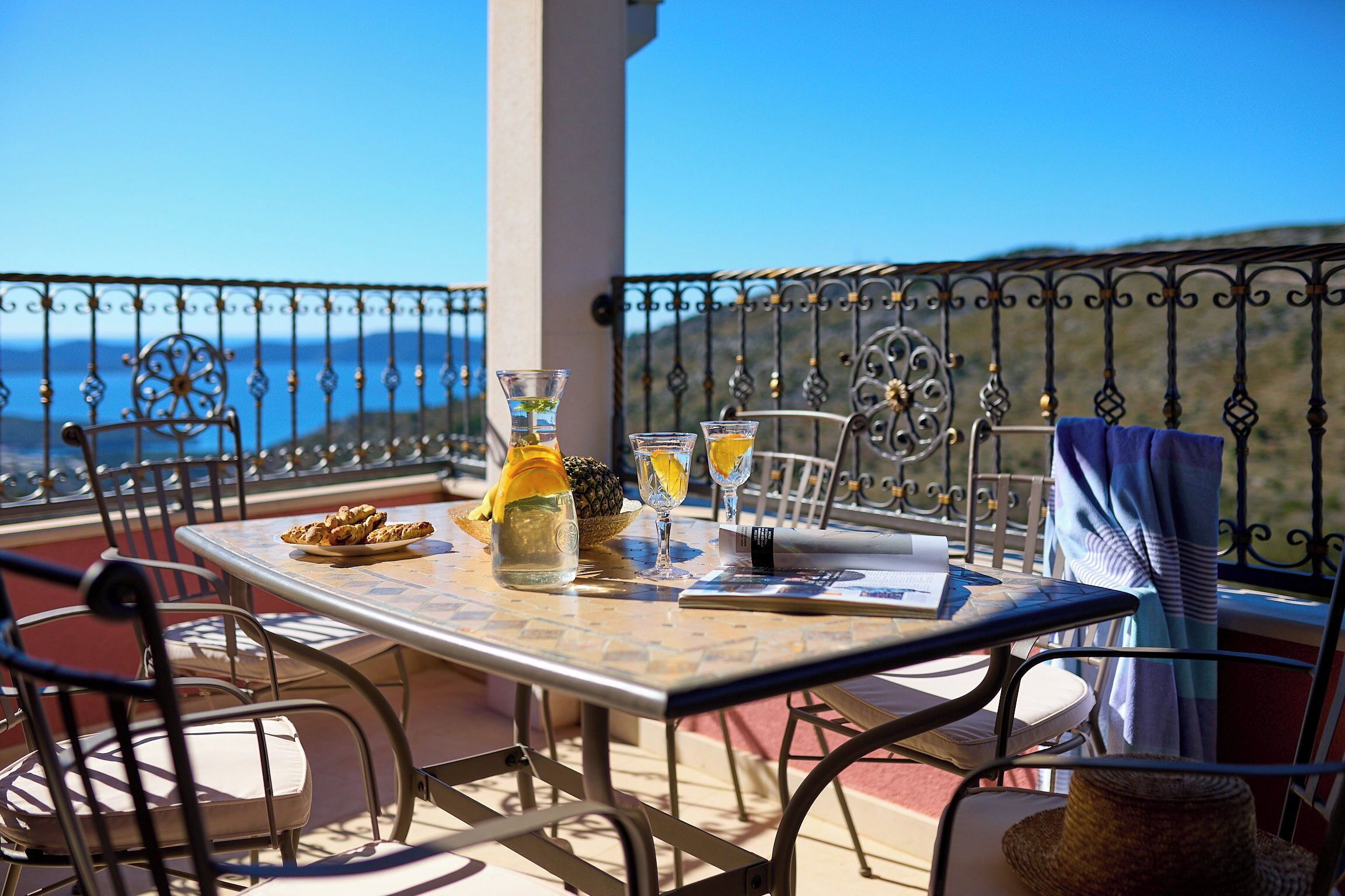 Villa (3 Bedrooms) | Balcony