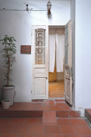 Interior - House 2F|Super Location|5 minutues to Hoan Kiem lake|Take to the airport (Hà Nội)