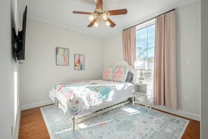 Fer et planche à repasser, Wi-Fi, draps fournis