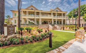 Exterior - 951 Cutter Court ~ Harbour Town Views! (Hilton Head Island)